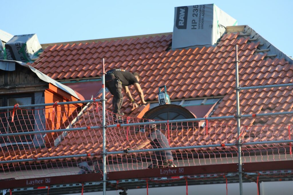 Roof heat proofing work